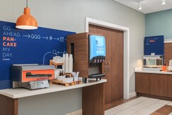 Holiday Inn Express & Suites WEST MELBOURNE