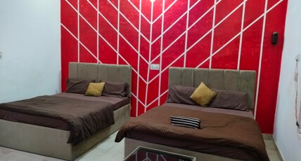 Hotel ORS Guest House Ram Mandir 2km  Ayodhya Room Type - Family Deluxe Room