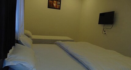 Hotel Kalajanki Room Type - Deluxe Triple Bed AC