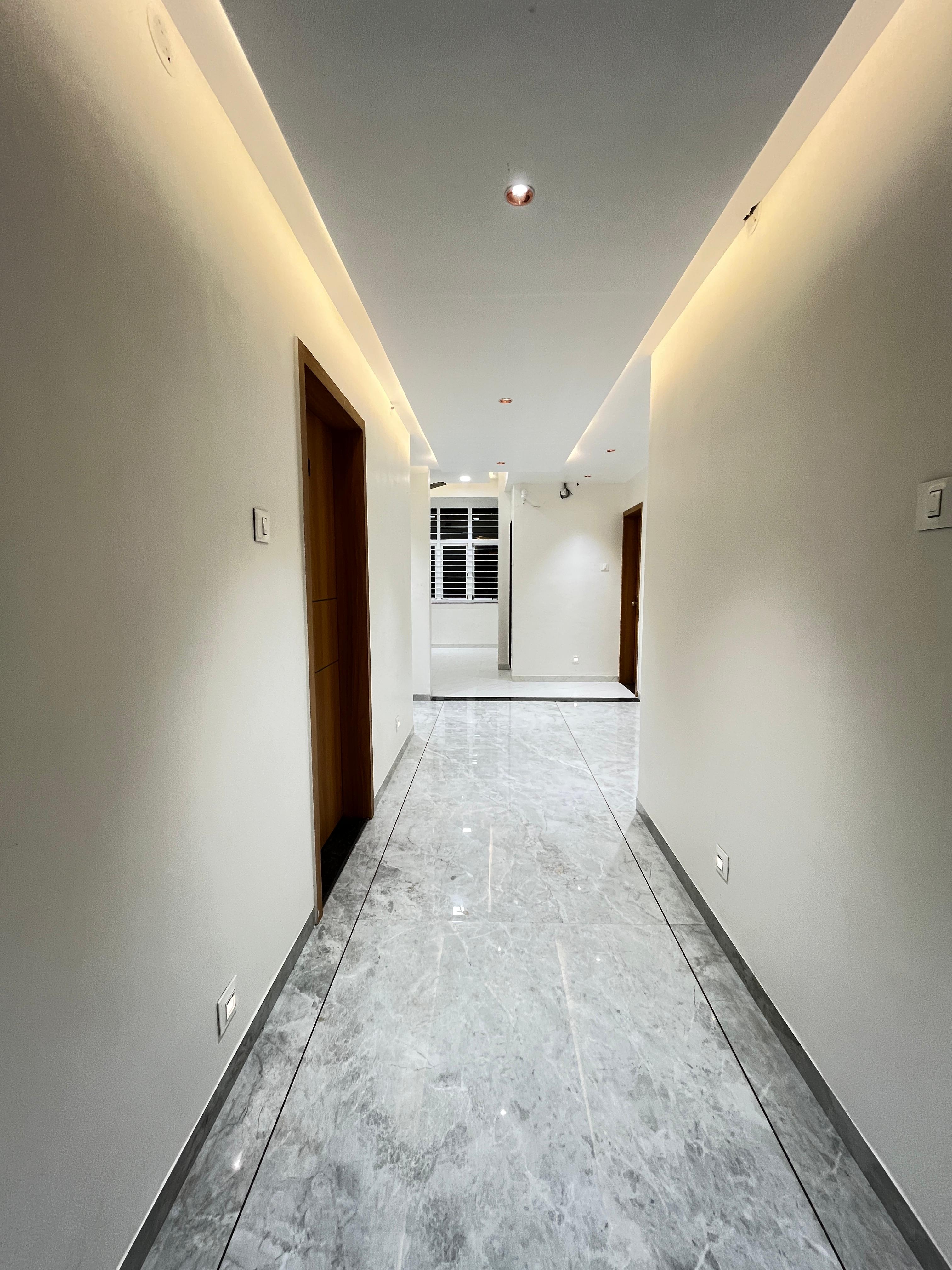 Kanchan Deluxe Lodging - Tap to explore photos