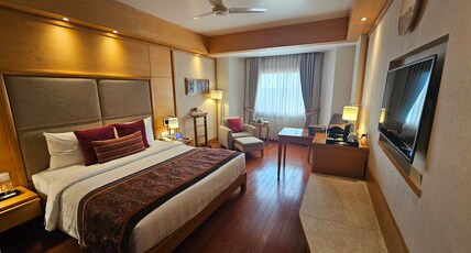 Jaypee Vasant Continental Hotel Room Type - Premium Room