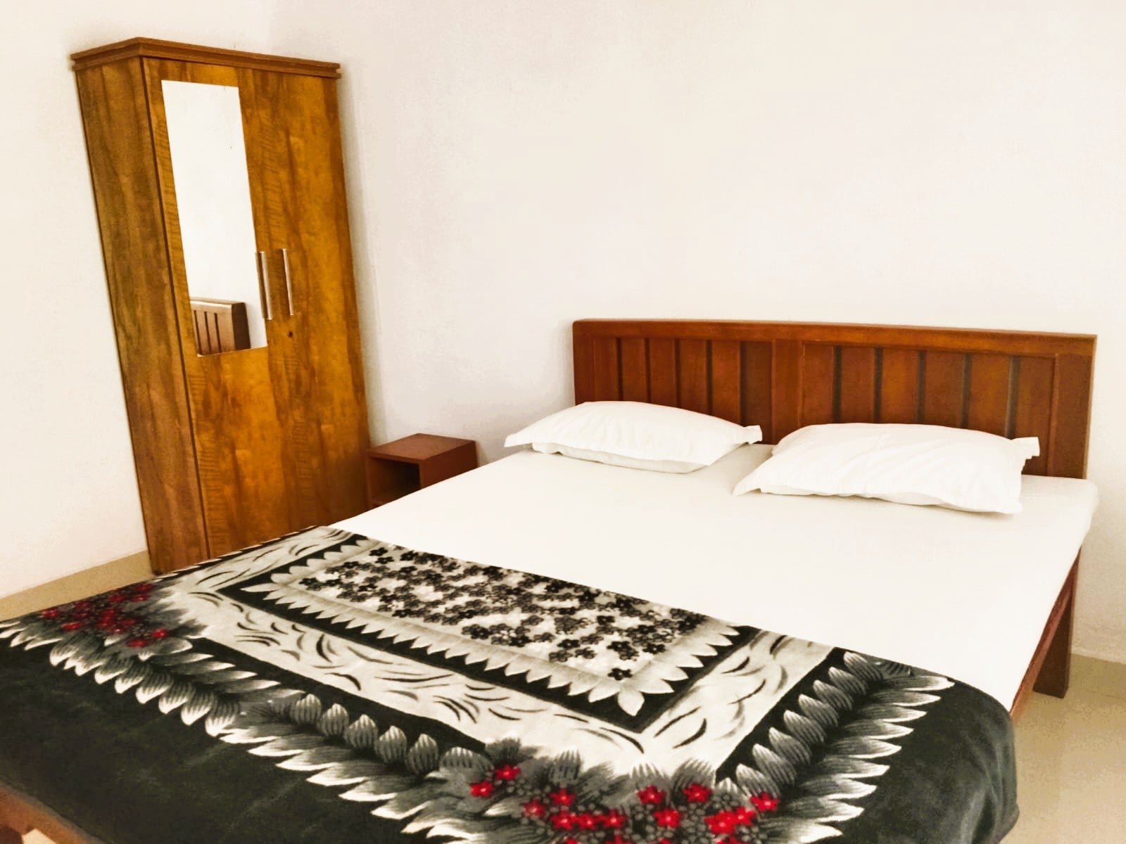 Sri Vaidyanatheshwara Residency - Tap to explore photos