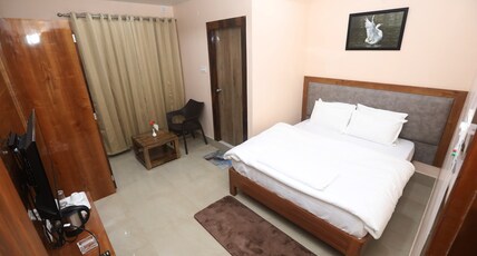 Mango Tree B&B | 350 M From GS Road Room Type - AC Deluxe With Free Wifi