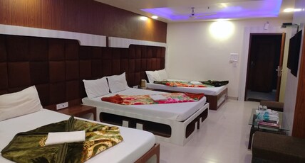 Hotel Blue Waves Room Type - AC Six Bed Family Room