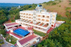 SPARV Aulakhs Resort