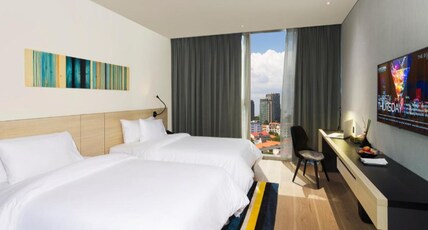 Liberty Central Saigon Citypoint Hotel Room Type - Deluxe Double or Twin Room