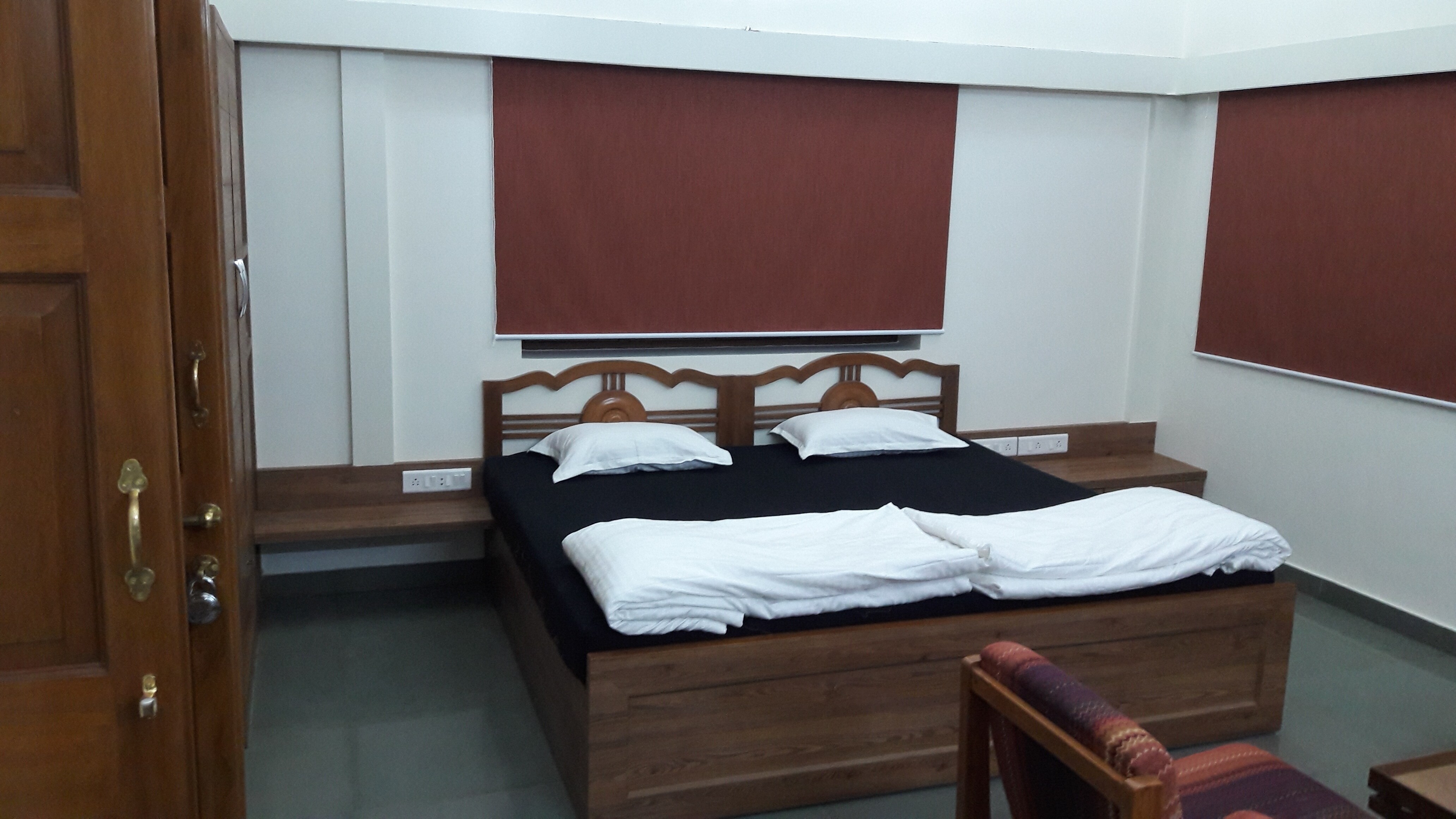 1946 Navdeep Homestay I Rooms & Restaurant - Tap to explore photos
