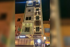 Hotel Rudraksh Villa