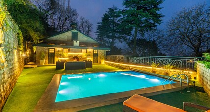 StayVista at Paris Villa W/ Outdoor Pool Room Type - StayVista at Paris Villa W/ Outdoor Pool