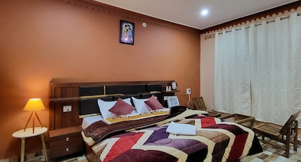 Hanging Glacier Room Type - Deluxe Room 3