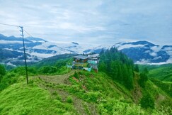 Pinaceae Hilltop Retreat Chakrata