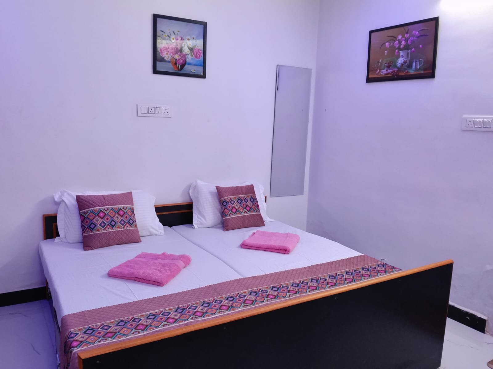 Kens Homestay 3BHK - Tap to explore photos