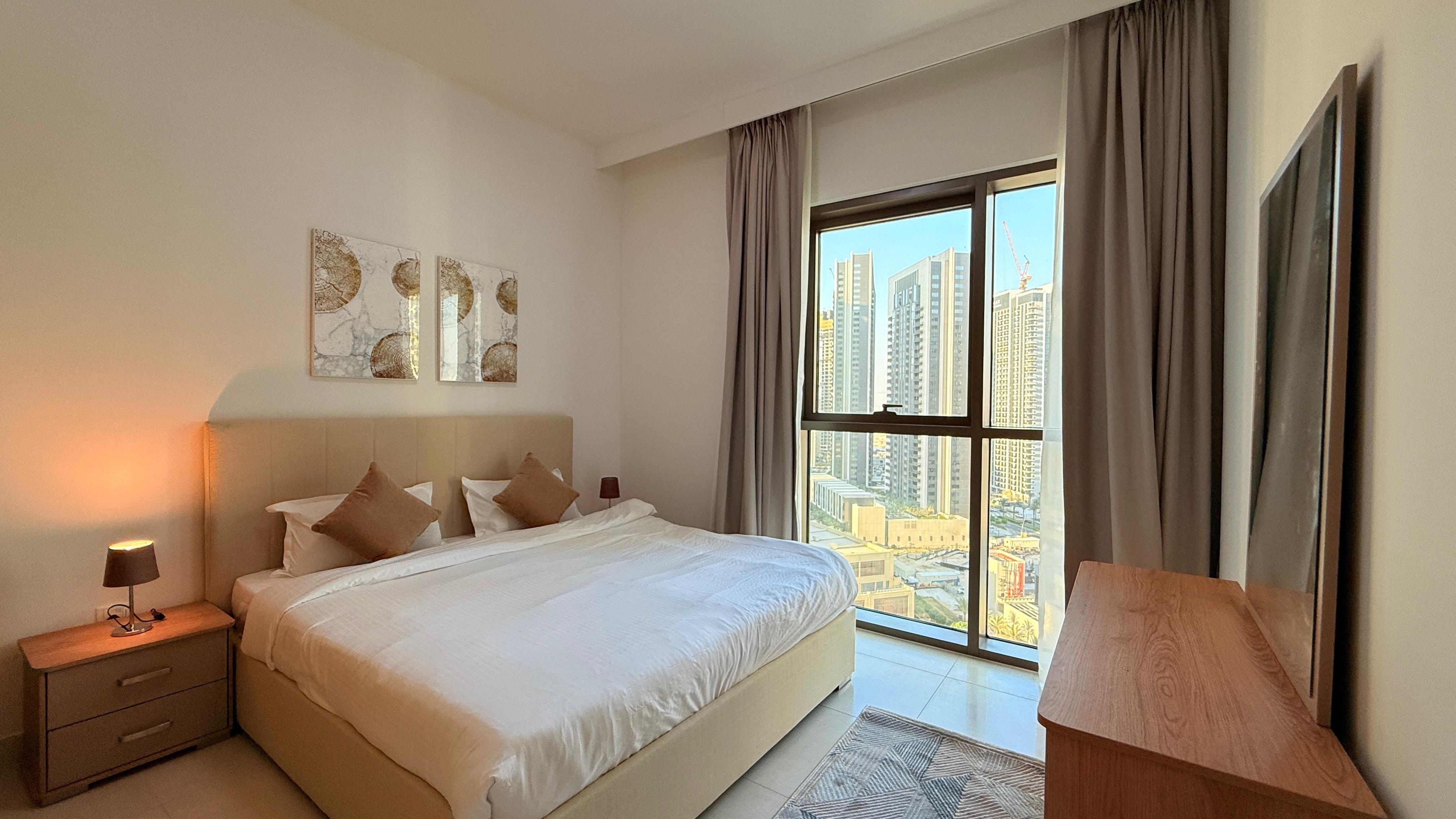 Premium 2 Bedroom at Creek Horizon - Tap to explore photos