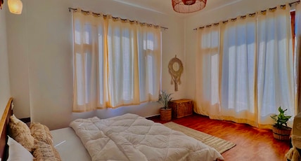 The Thatch Hostel & Cafe Room Type - Double Room With Mountain View II