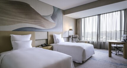 Pullman Shanghai Qingpu Excellence Room Type - DELUXE ROOM, 2 Single Size Beds, High Floor and City View Pullman Shanghai Qingpu Excellence Room Type - DELUXE ROOM, 2 Single Size Beds, High Floor and City View