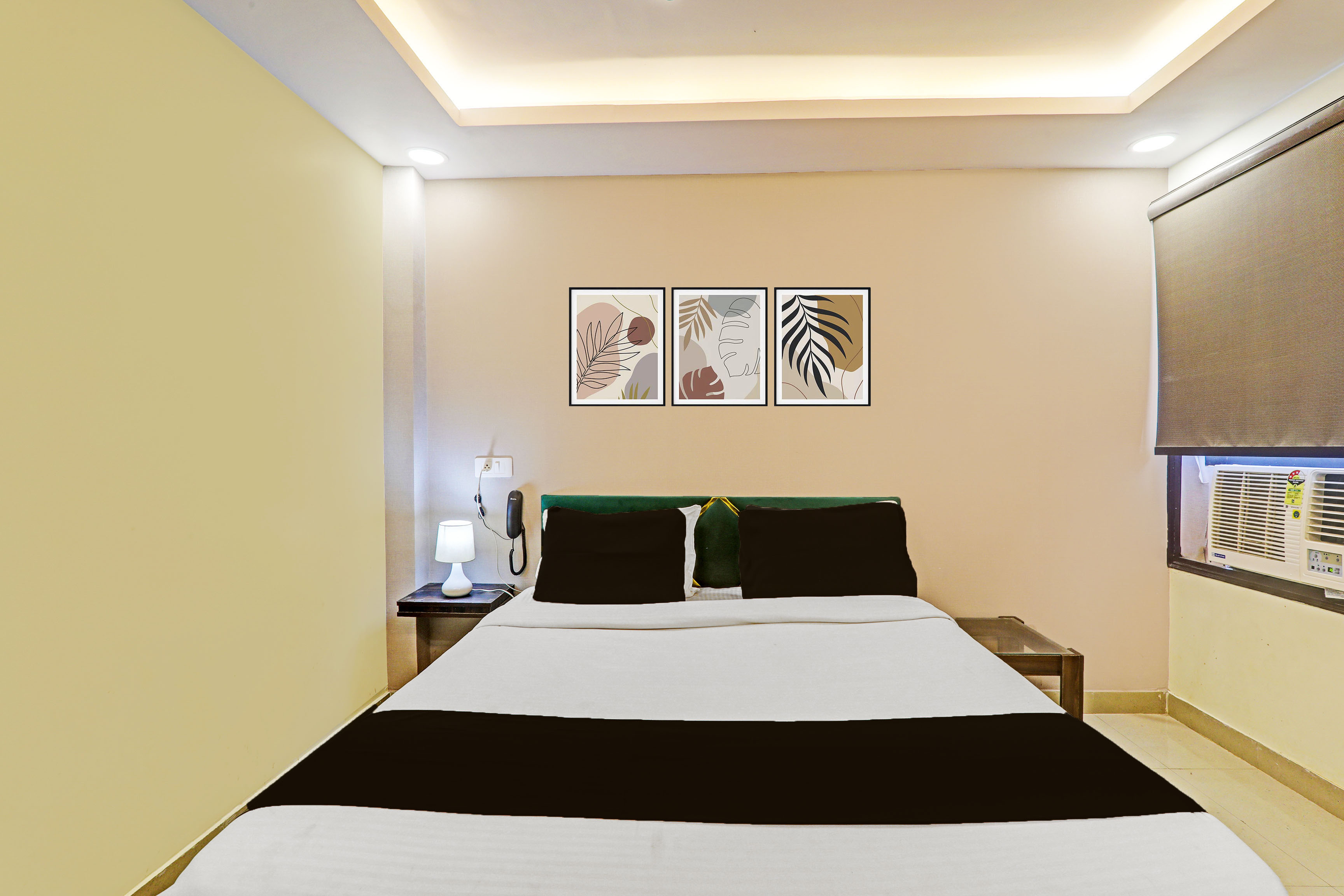 Super Hotel O Kathauta Jheel Malhaur Gomti Nagar - Tap to explore photos