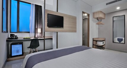 Hotel Neo Gajah Mada Room Type - Deluxe Room