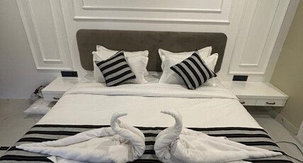 Haatehs Global Resort Room Type - Jr. Suite