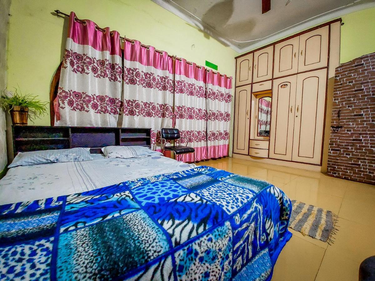 A1 K Homestay - Tap to explore photos