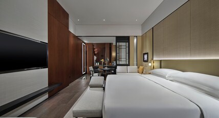 InterContinental Hotels DONGGUAN, an IHG hotel Room Type - 1 King Classic City View