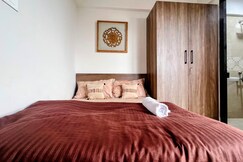 The Brownstone l Seaview l perfect 1bhk in versova
