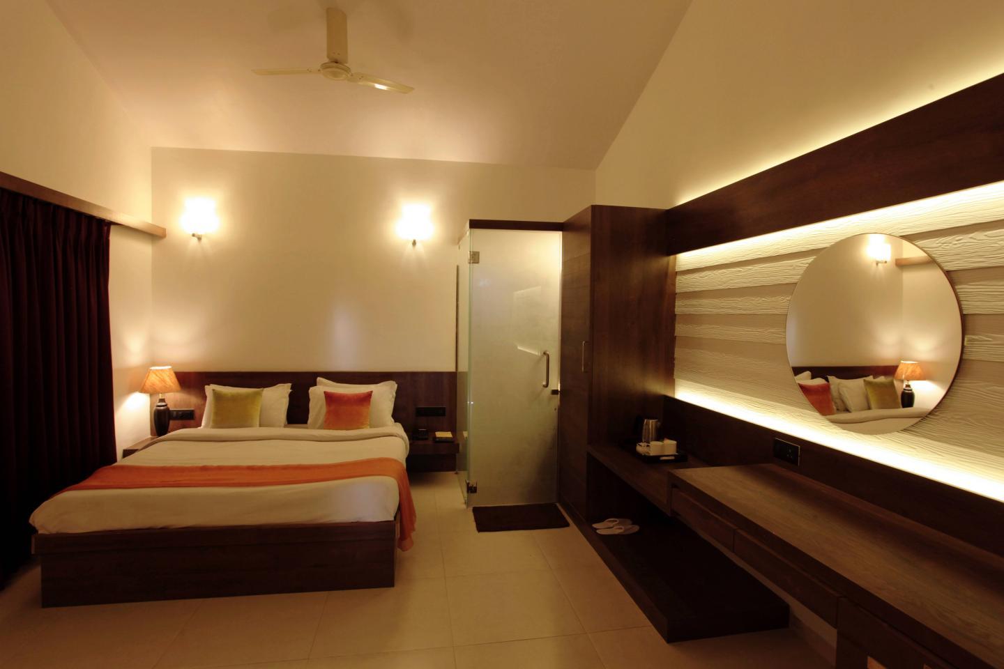 Hotel Aravali - Tap to explore photos