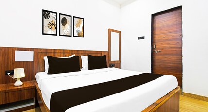 Hotel O Mana Camp Near Airport Room Type - Deluxe