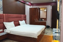 VKN Hotels & Resorts