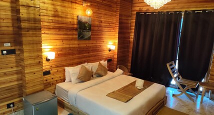 Pradhan hotel Mirik Room Type - Super Deluxe Room