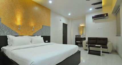 Savera A Business luxury hotel Room Type - Club Room