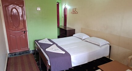 Hotel Vasanth Vihar Room Type - Standated Room NON A C