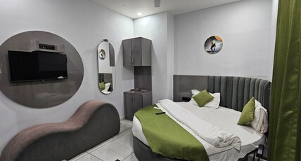 Hotel HR Town Room Type - Premium Jacuzzi Room Hotel HR Town Room Type - Premium Jacuzzi Room