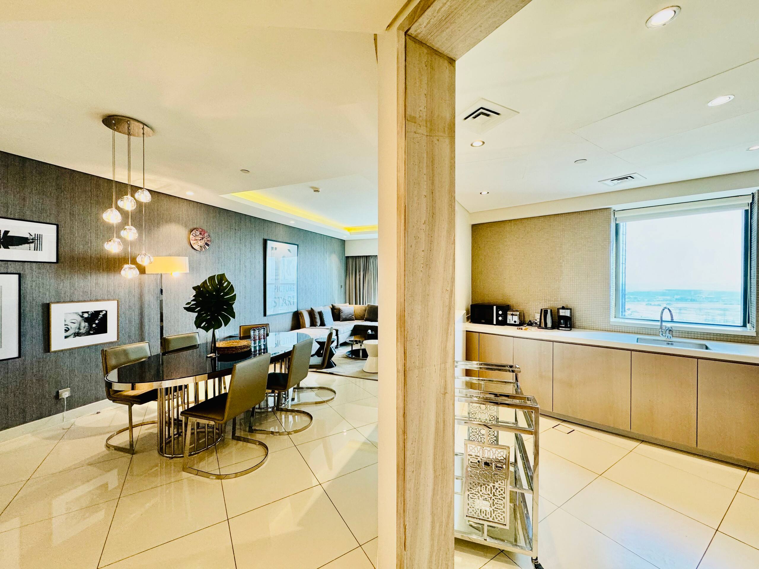 Iconic 3BR in Paramount Tower Skyline Views - Tap to explore photos