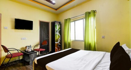 Laxmi Guest House Daspara Room Type - Bedroom 1