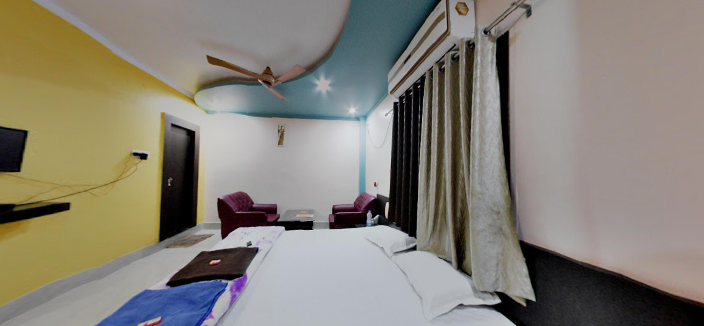 ANS PARK INN - Tap to explore photos