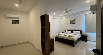 Mayoor Hotel Room Type - Super Deluxe Room