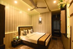 Nu Blue Moon Guest House
