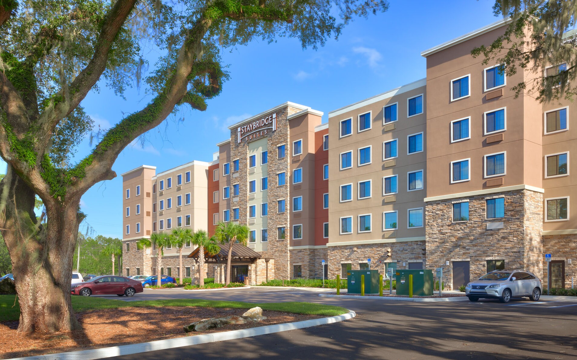 Staybridge Suites - Gainesville I-75 - Tap to explore photos