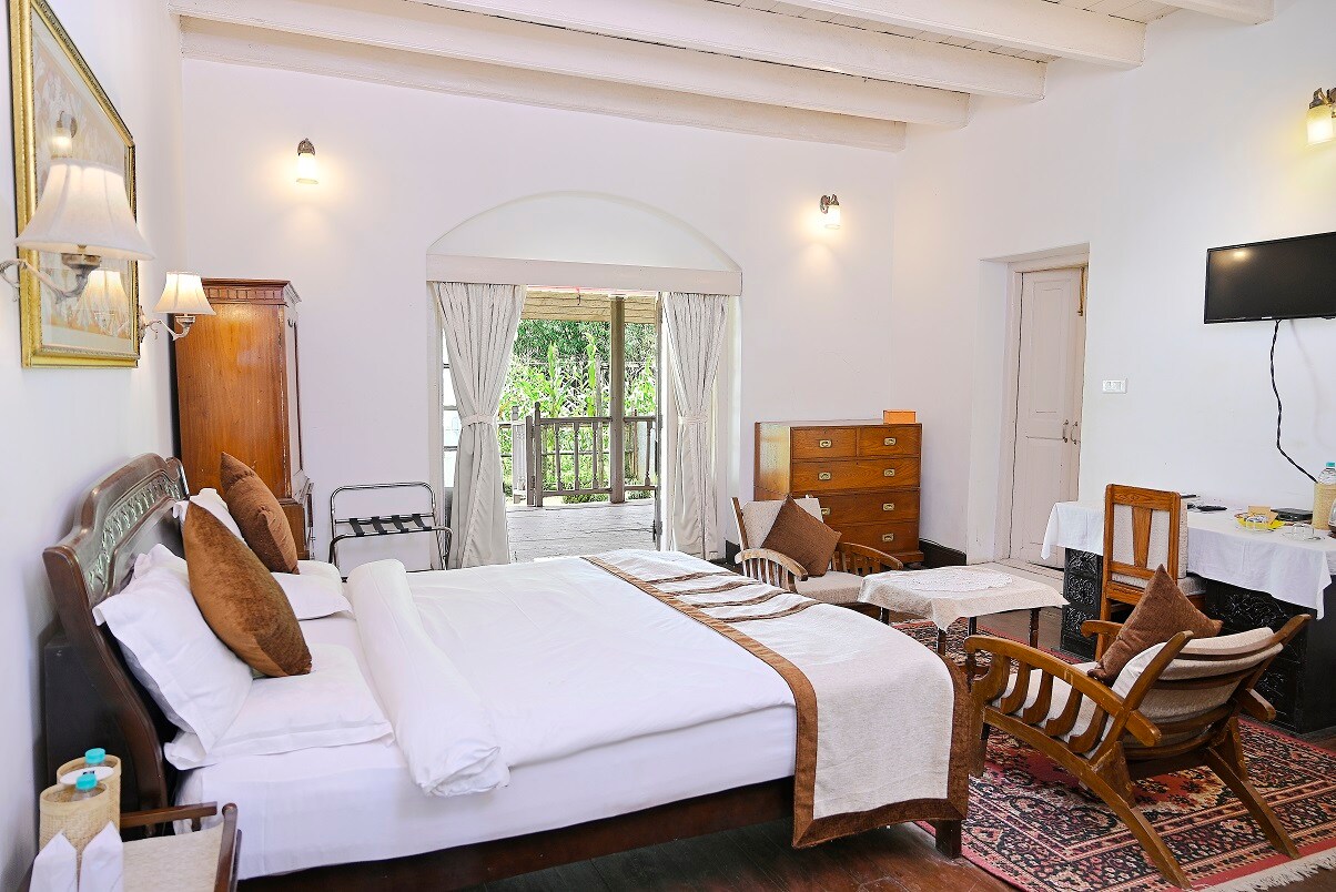 Tumsong Tea Retreat | Rooms & Restaurant - Tap to explore photos