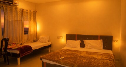 Hotel Shree Lok Room Type - Three Bed Room