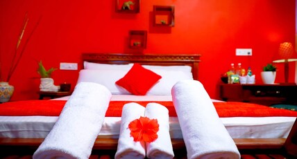 NUTSHELL Airport Retreat by the Sea Room Type - Premium Double Room