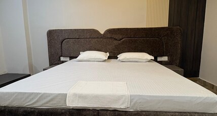 Happy Home Stays Room Type - Bedroom 3