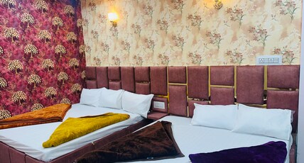Hotel shipraa elite Room Type - Bedroom 201