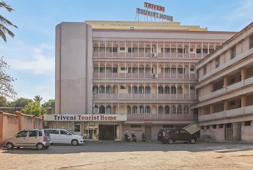 Triveni Tourist Home