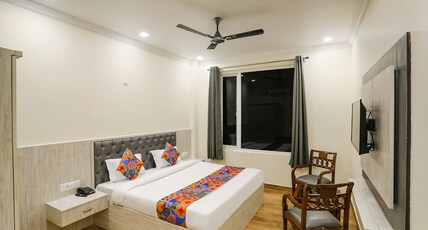 FabHotel Trijal Inn Room Type - Deluxe Room