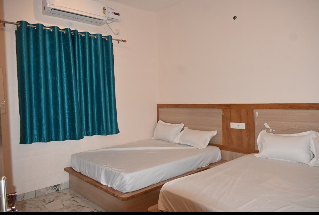 Malwa resort - Tap to explore photos