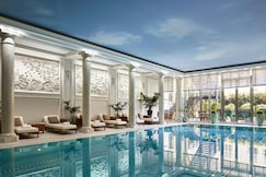 Shangri-la Hotel