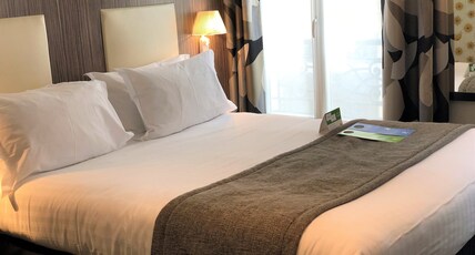 Holiday Inn Paris Op Room Type - Standard Room