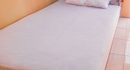 Hotel O Kost Naura Room Type - Indonesia Standard Double