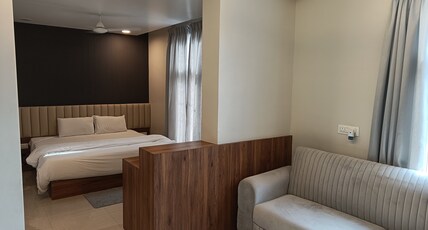Radhakrishna Executive Lodge Room Type - Suit Room